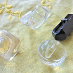チェコガラスボタン Czech Glass Button個性派４個 3枚目の画像