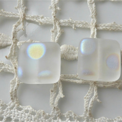 捷克玻璃珠2顆方形磨砂玻璃圓點白色 第1張的照片