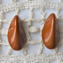 兩個捏杏仁巧克力捷克玻璃珠 第1張的照片