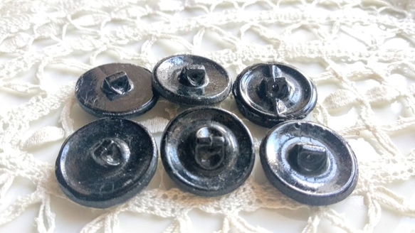 ブラックレトロチェコヴィンテージガラスボタンVinteg Czech Glass Button６個 4枚目の画像