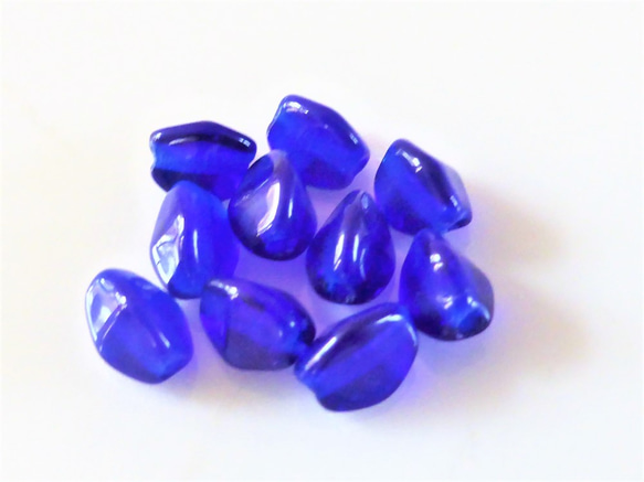 10 顆深藍種子捷克玻璃珠 第1張的照片