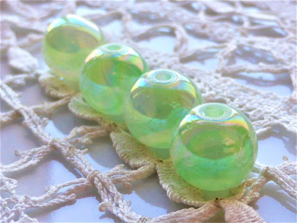 バスタイム　エメラルドの都　チェコビーズ　Czech Glass Beads 6個 2枚目の画像