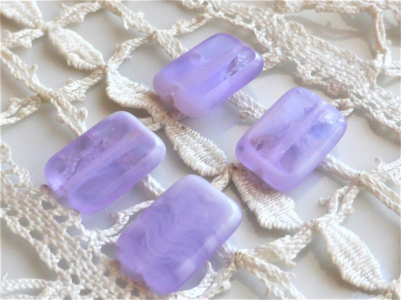 紫羅蘭色與白色混合長方形捷克玻璃珠 4 顆 第2張的照片