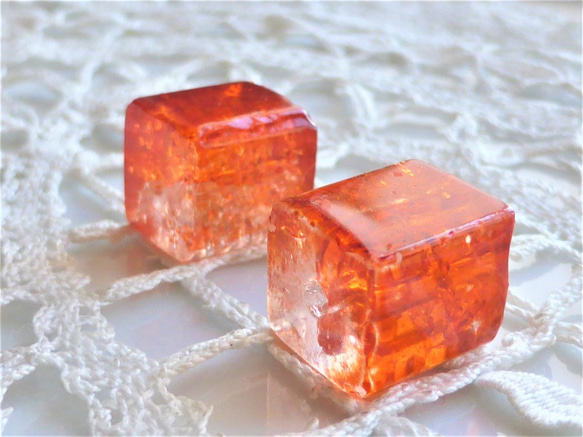 大立方體變形橙色和透明捷克珠子2件 第1張的照片