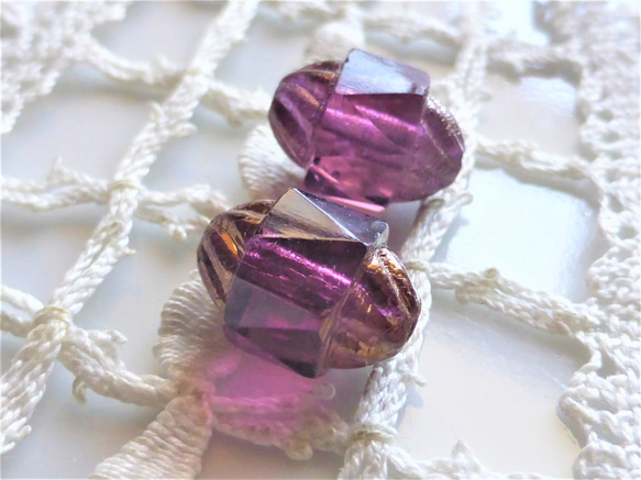 FPプリンセス紫　チェコビーズCzech Glass Beads２個 1枚目の画像