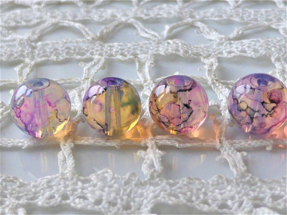 絵具の水入れ紫ピンク系　Czech Glass Beads４個 1枚目の画像