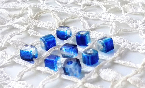 ヒビ　歪み　青　Czech Glass Beads10個 1枚目の画像