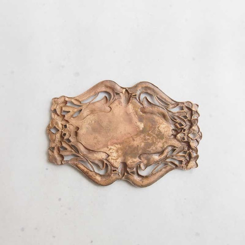 1940's アールヌーヴォーの真鍮のプレート（1コ） 金具・チェーン kiko