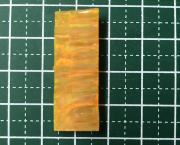 ハイブリッドオパール〈人工オパール〉樹脂含浸タイプ/端材　オレンジ/赤斑 3枚目の画像