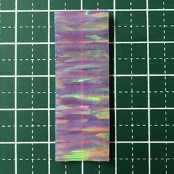 ハイブリッドオパール〈人工オパール〉樹脂含浸タイプ/端材　パープル/オレンジ斑 3枚目の画像