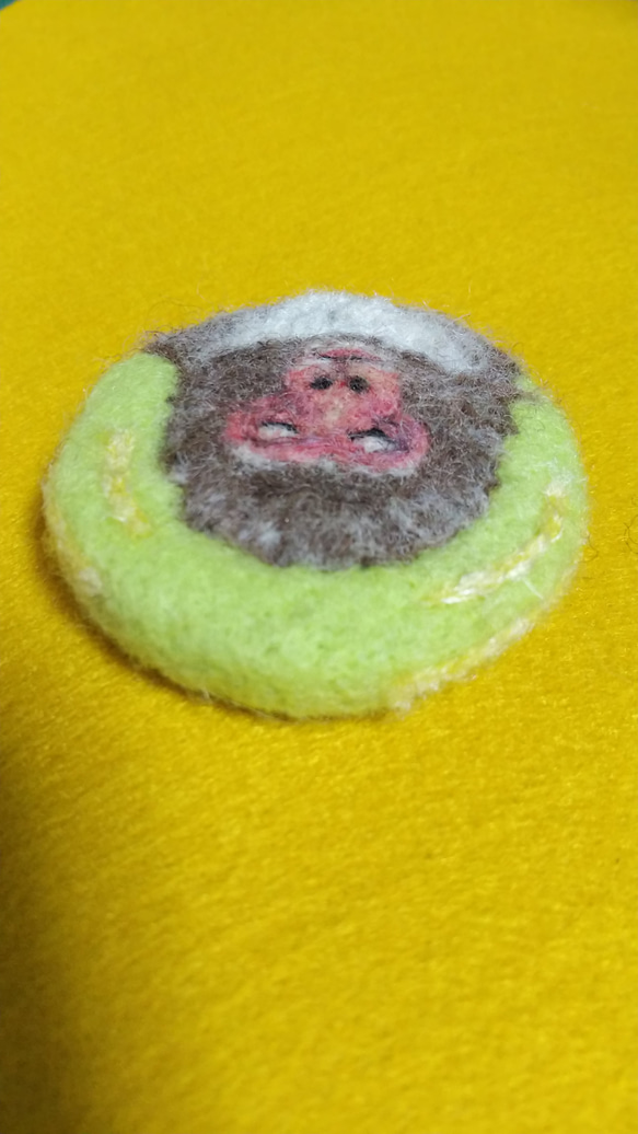 羊毛フェルト ブローチ 猿 サル 日本猿 3枚目の画像