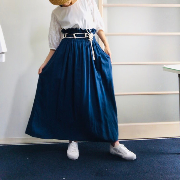 [SALE]不易起皺的100％亞麻超高腰卷半身裙藍色 第1張的照片