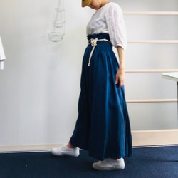 [SALE]不易起皺的100％亞麻超高腰卷半身裙藍色 第3張的照片