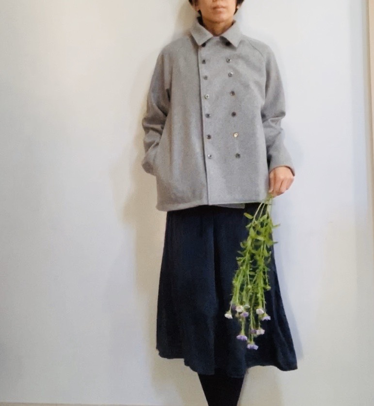 マニッシュなのに女らしい　メルトンコート　グレー