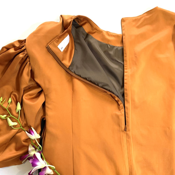 [SALE] 絨面革拉絲啞光光澤緞面捲袖連衣裙橙色 第9張的照片