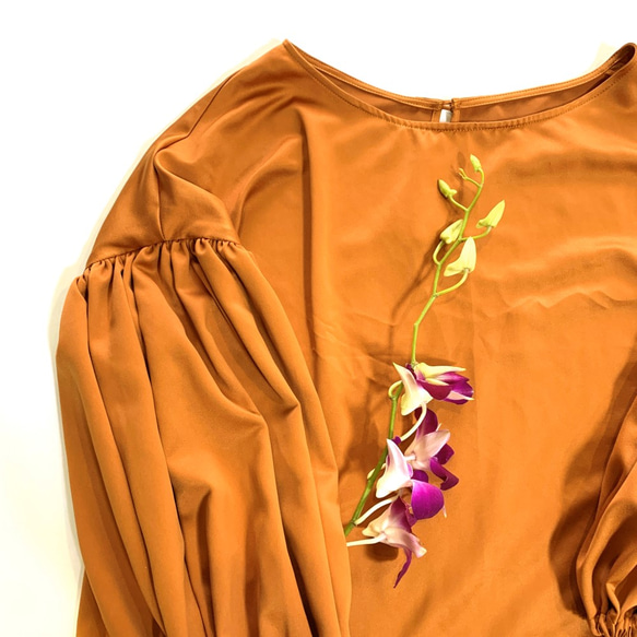 [SALE] 絨面革拉絲啞光光澤緞面寬鬆袖襯衫橙色 第5張的照片