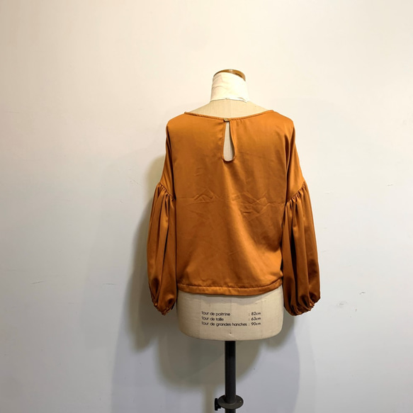 [SALE] 絨面革拉絲啞光光澤緞面寬鬆袖襯衫橙色 第9張的照片