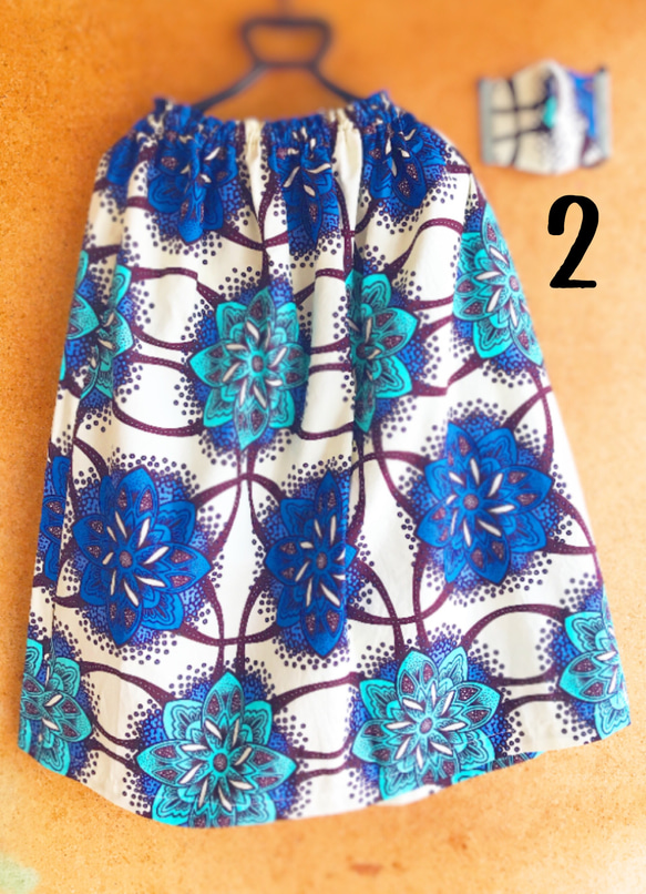 秋バージョン！リネン&アフリカンプリントのリバーシブルマスクにコーデするギャザースカート（マスク&スカート2点セット） 3枚目の画像