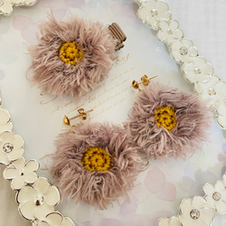 四つ葉のクローバー ベビーヘアクリップ♡ 赤ちゃん 新生児 ヘアピン