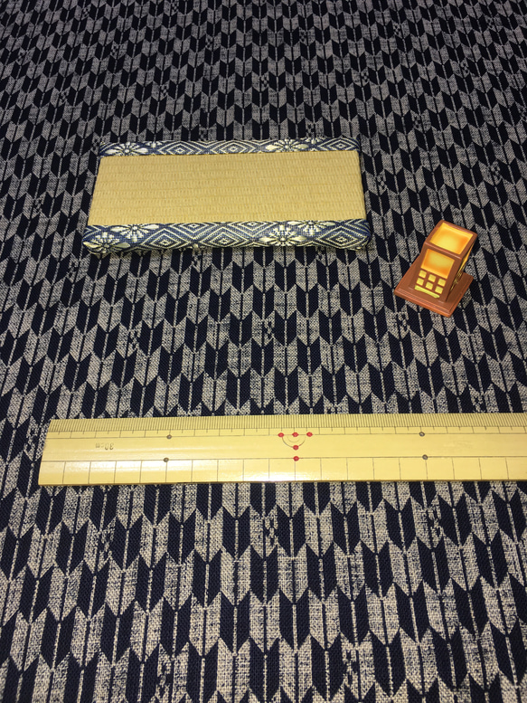 いちまつ様専用　和柄　モーリー　矢絣(やがすり)プリント　紺地　ベージュ　108cm幅　5m 4枚目の画像
