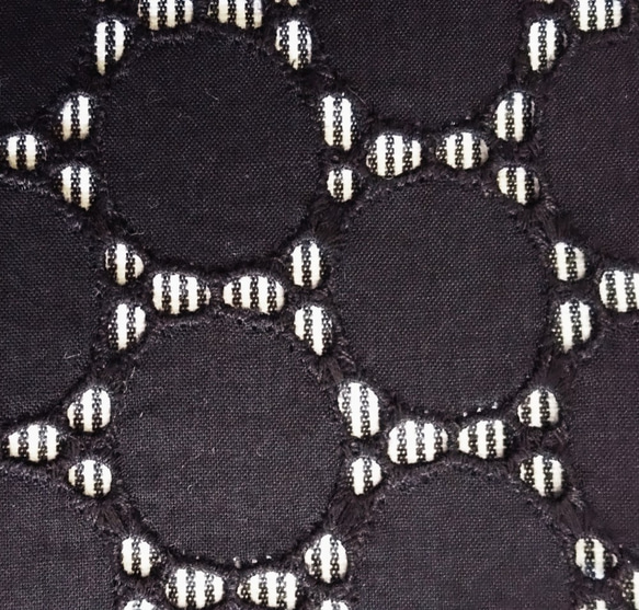【受注生産】大人用３枚仕立てオリジナルフリルハット（黒×グレーストライプ織） 5枚目の画像
