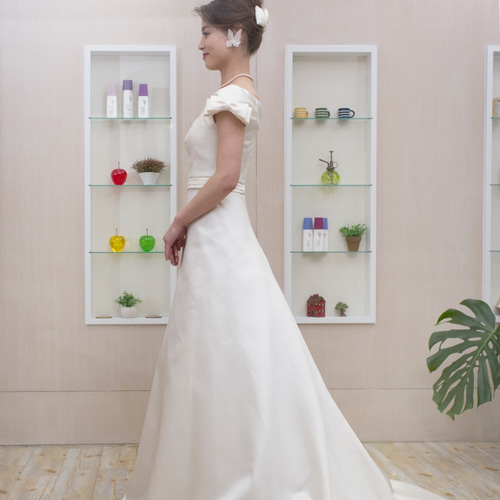 ﾙﾘｱﾝ ミカドシルク Aラインセパレートウェディングドレス 大人可愛い  