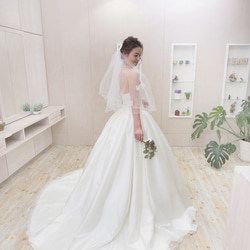 ﾙﾘｱﾝ セパレート ウェディングドレス 大人可愛いプリンセスラインドレス　チュール＆パール・スパンコール刺繍 結婚式 4枚目の画像