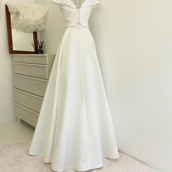ﾙﾘｱﾝ ウェディング シンプルAラインセパレートドレス オフショルダー チュールオーバードレス付き 2枚目の画像