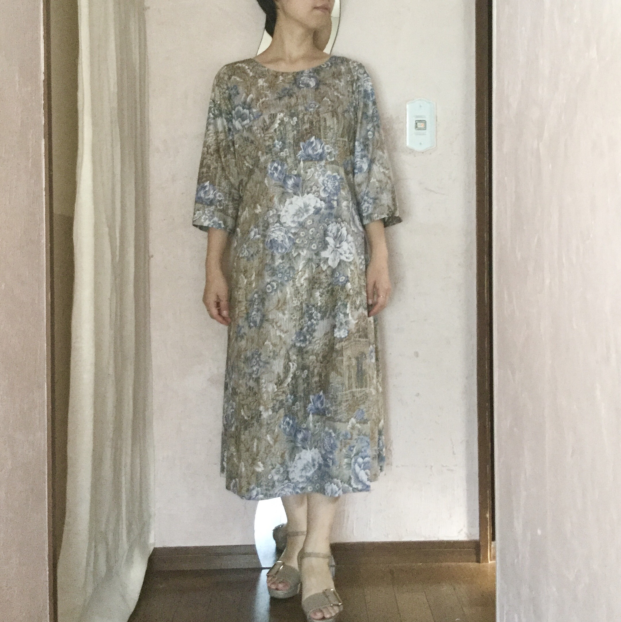 ‼️胸元切り替え❤︎ゴブランプリントOP