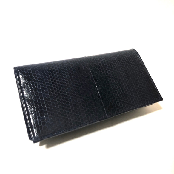 GYPS FLAT(ジプスフラット) ウミヘビ 海蛇 二つ折り財布 シースネーク 長財布 ネイビー 2枚目の画像