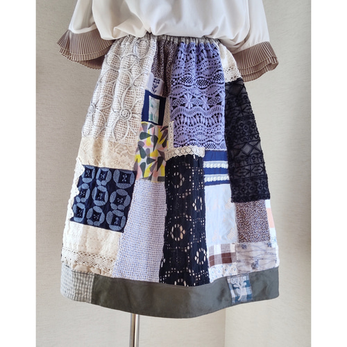 sale パッチワーク　ロングスカート☆ミナペルホネン　ハンドメイド デニムスカート ミナペルホネン パッチワーク ハンドメイド 刺繍