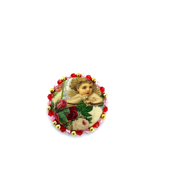 エンジェルとヴィクトリアンフラワーブローチ　天使と薔薇のアンティーク花ビーズコサージュ　プレゼント　赤ゴールド 1枚目の画像