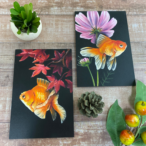 チョークアートの金魚と秋桜 絵画 kebi 通販 12539186｜Creema
