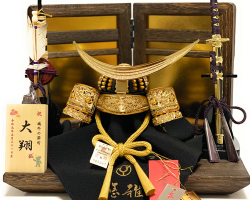 新登場！虎ノ紋（とらのもん）・伊達政宗4号兜焼桐平台屏風付き
