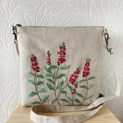 手刺繍のショルダーバッグ》セージとローズマリーの花