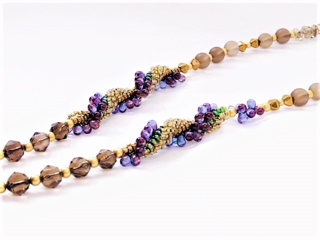 《葡萄色ネックレス》シンプルなお洋服にお勧め！　38㎜のトップでボリューミー！　クォーツ・パール　ワイヤーワーク