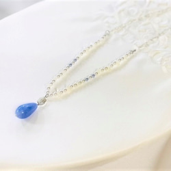 《完成品》☆簡単キットあり 涼しさを呼ぶマーブル模様のネックレス☆  32㎜の大きなドロップビーズ  ブルー　SN-14 4枚目の画像