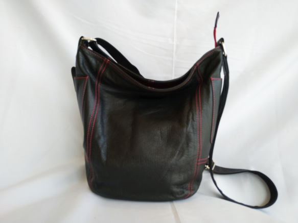 □日本製オールレザーショルダーバッグ抜群の軽さSHOW軽井沢オリジナル。送料無料 