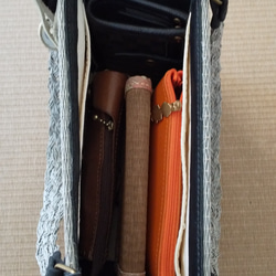 和紙畳表と本革のバッグ 4枚目の画像