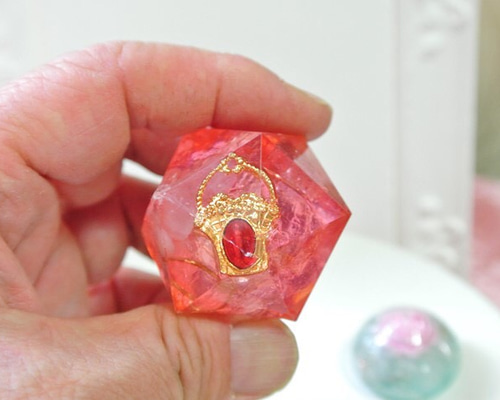 お嫁入りしました。[creema限定]ポイント付きクリスタルのマリア様の