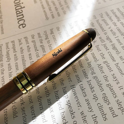 ★ 貓咪可選原子筆（胡桃木）/旋轉型，可刻名字，免費贈送包裝 第4張的照片