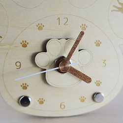 肉球時計 猫ちゃんシルエット付（木製）★ラブ猫シルエット★置時計★掛け時計 5枚目の画像