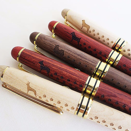☆犬種選べる☆マイナーなワンちゃんと肉球あしあと 木製ボールペン/名