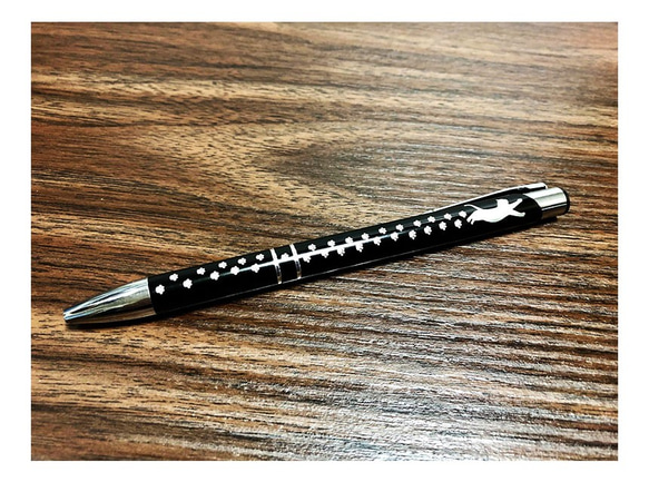 s3  -  25隻貓 - 金屬圓珠筆（黑色） 第1張的照片
