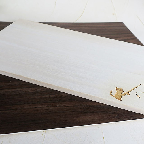 ♥　ネコちゃんモチーフ　パドック　カッティングボード　まな板 　一枚板 のらねこ屋：カッティングボード【にゃんこ】 (一部寄付）【ワンニャン