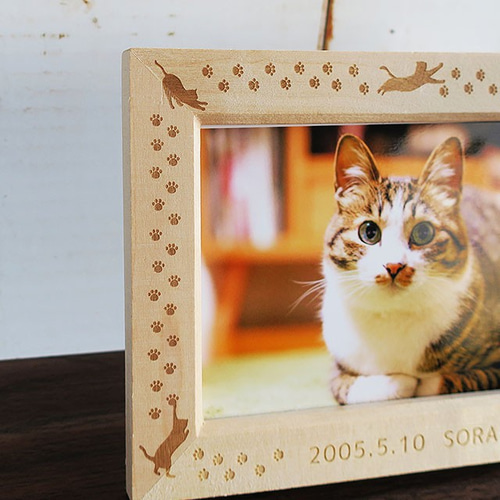 ☆名入れ無料☆猫ちゃん肉球あしあとフォトフレーム(L判サイズ用