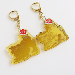 スタイリッシュ シーサー・キーホルダー☆選べるゴールド系2色!! 沖縄  