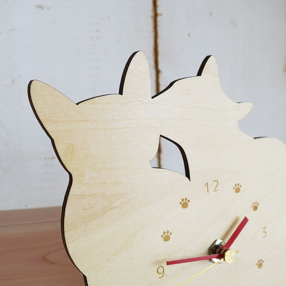 ラブラブ猫ちゃん 木製時計　置時計/掛け時計 3枚目の画像