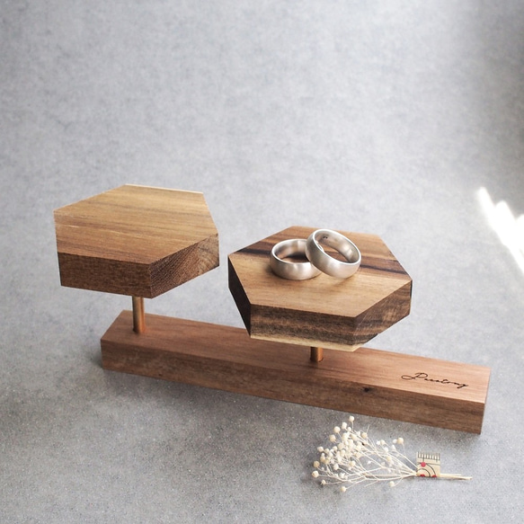 木製 アクセサリーディスプレイ什器 彫刻可) 木製 アクセサリースタンド ディスプレイ インテリア