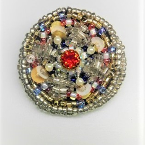 m.1129865　ビーズ刺繍ブローチ あじさいビーズ刺繍ブローチキット 黄緑 | Sakula embroidery